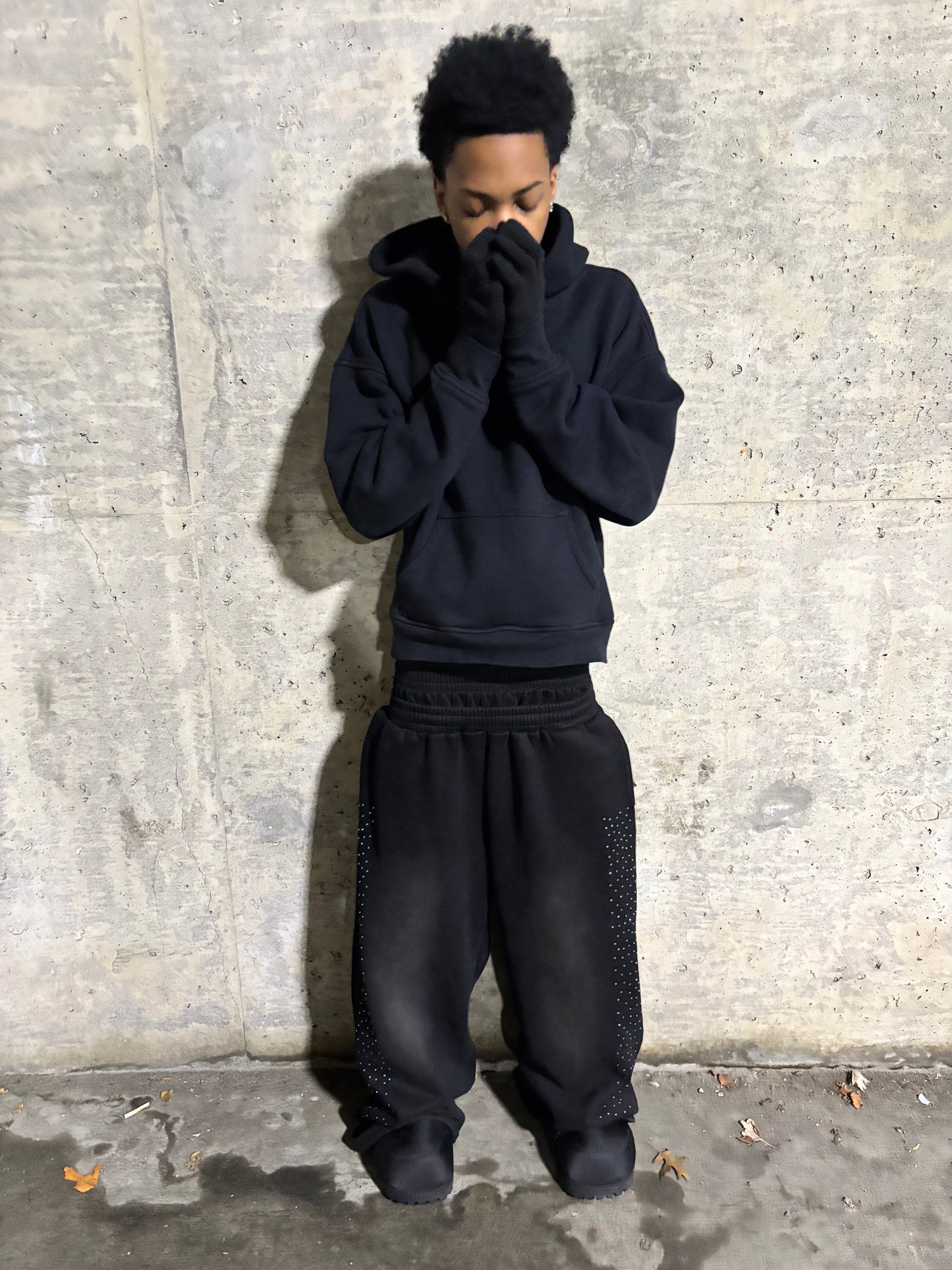 Midnight VVS1 Sweats